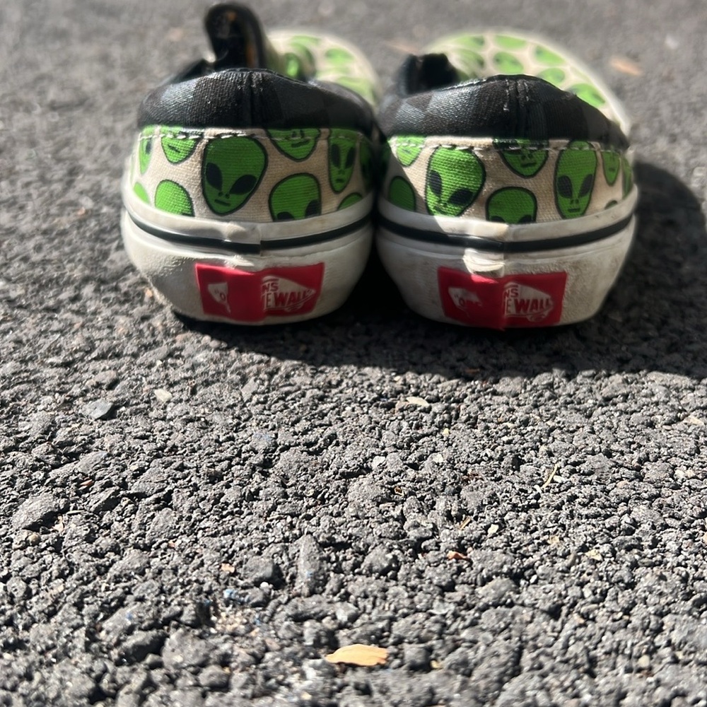 Alien vans - Picture 4 of 4